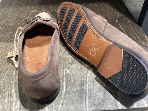 Johnston and Murphy Loafers SZ 9 1/2