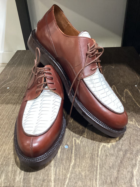New Johnston and Murphy Spectator Shoes SZ 9 1/2 D