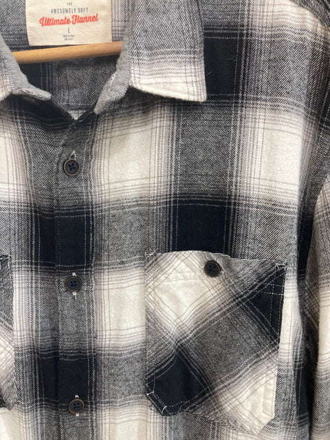 Urban Pipeline Flannel Shirt SZ Large