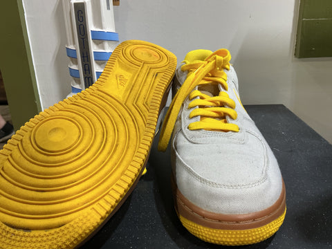 Nike Air Force (RARE) Low SZ 9 1/2