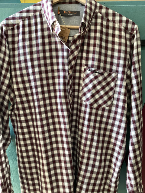 Ben Sherman Maroon Plaid shirt SZ Medium
