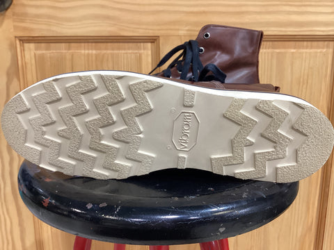 Broken Homme Boots SZ 12
