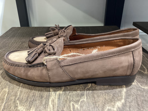 Johnston and Murphy Loafers SZ 9 1/2