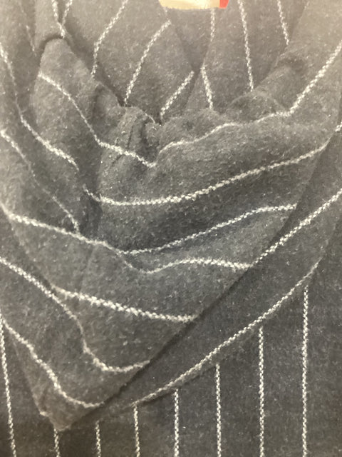Pinstripe Soft Hoodie SZ Large