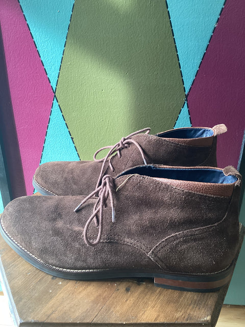 Cole Haan Suede Chukka Boots SZ 11 1/5 D