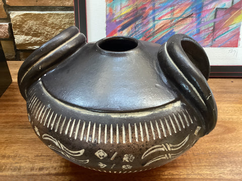 Clay Southwestern Vessel