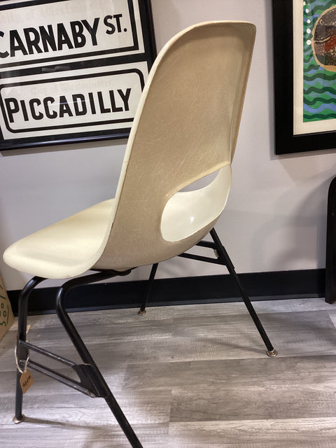Vintage MCM Shell Chair by Krueger Metal Products