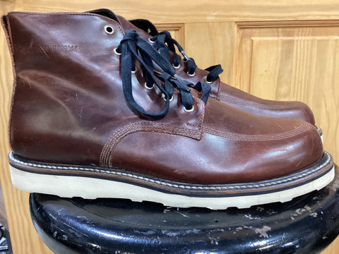 Broken Homme Boots SZ 12