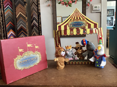 Murdock and Ross Puppet Theatre