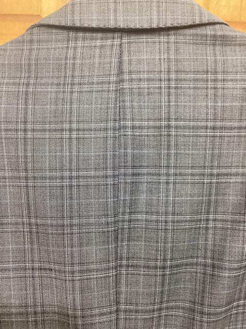 Brooks Brothers Regent Fit Suit SZ 44R (38x32 pants)