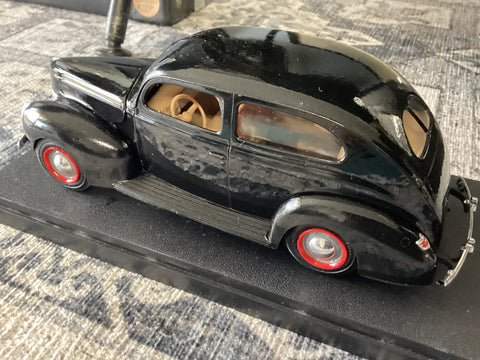 1940’s Ford Scale Replica