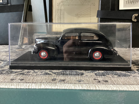 1940’s Ford Scale Replica